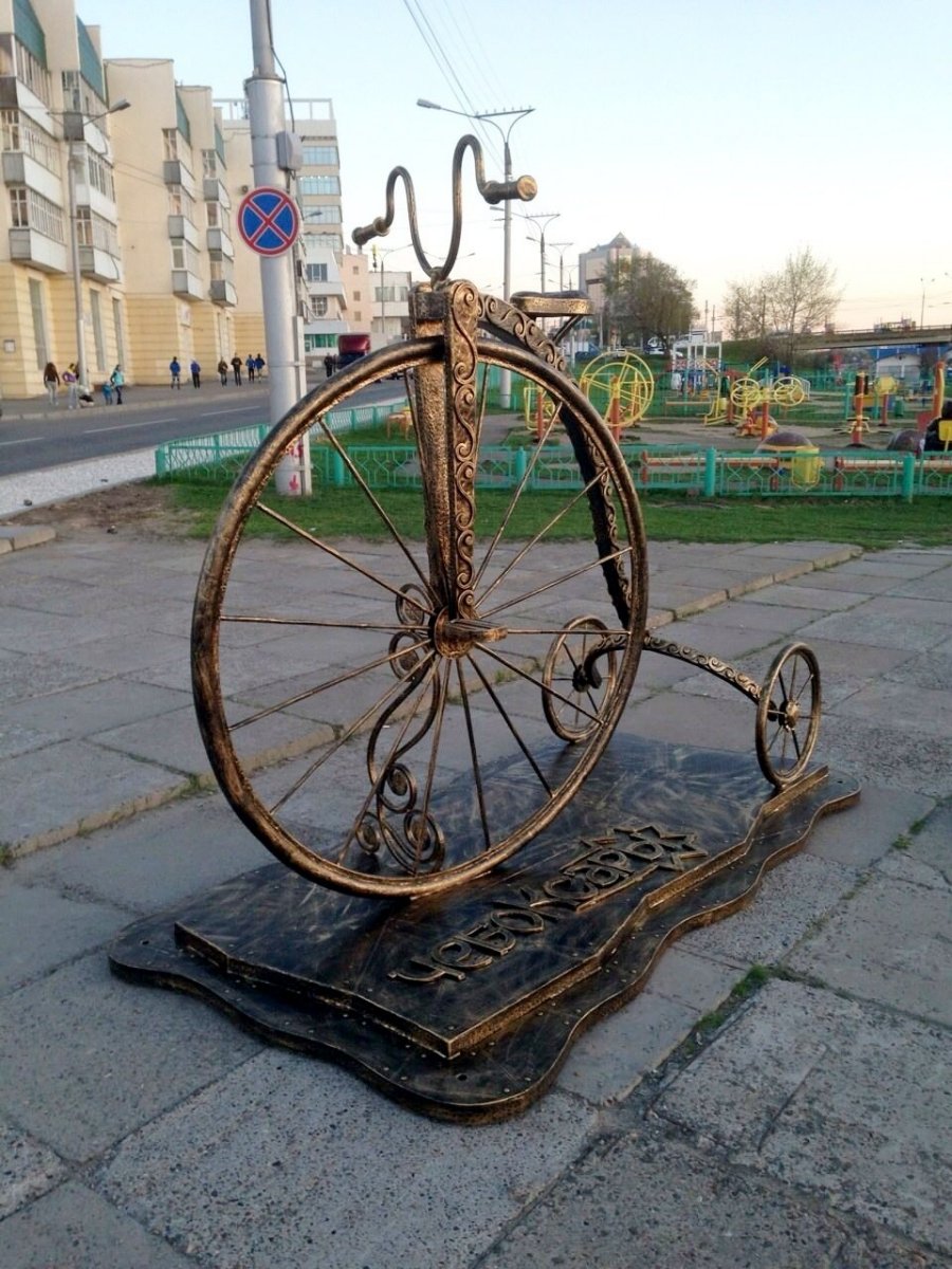 Памятник велосипеду Чебоксары