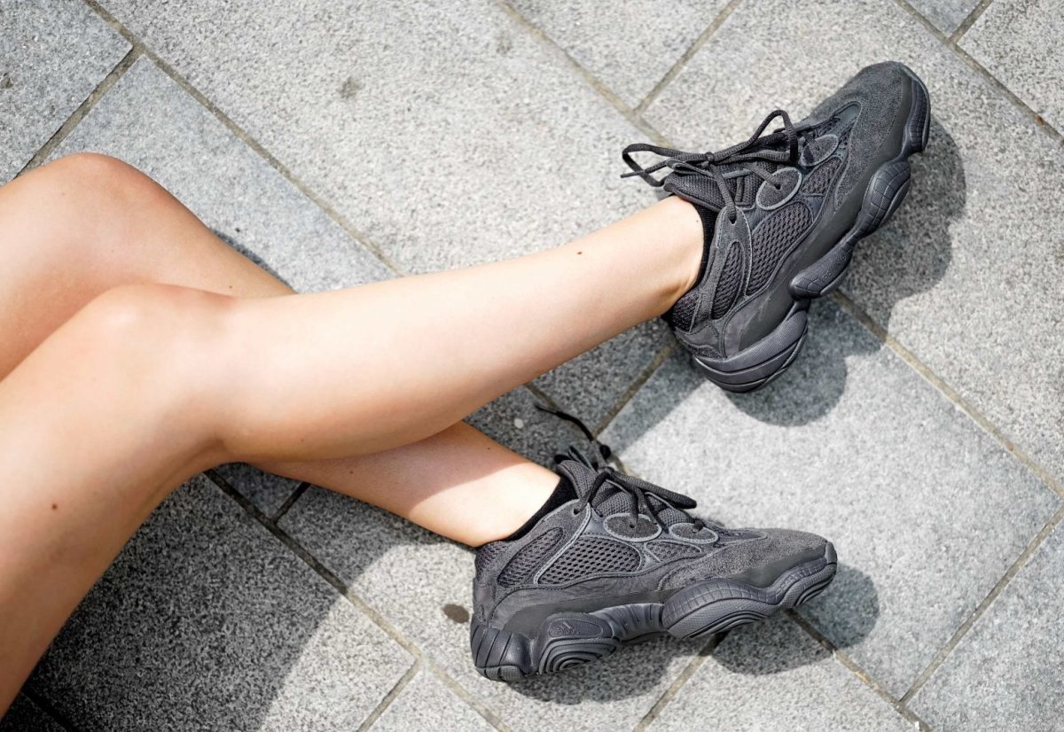 Yeezy 500 Black женские