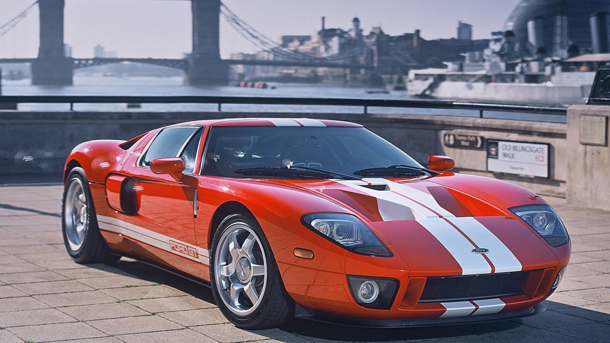 Ford gt 2004