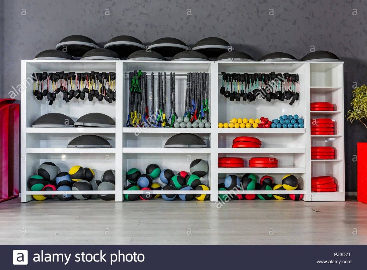 Шкаф для хранения спортинвентаря в детском саду