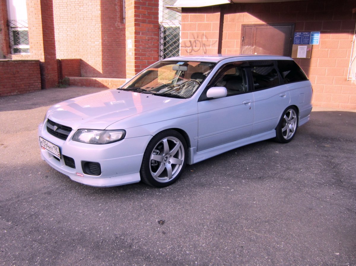 Ниссан Авенир w11