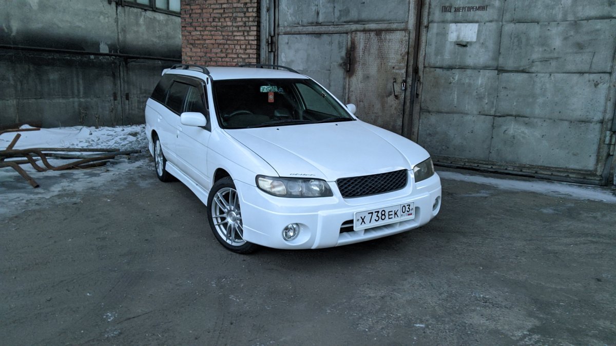 Nissan Avenir w11