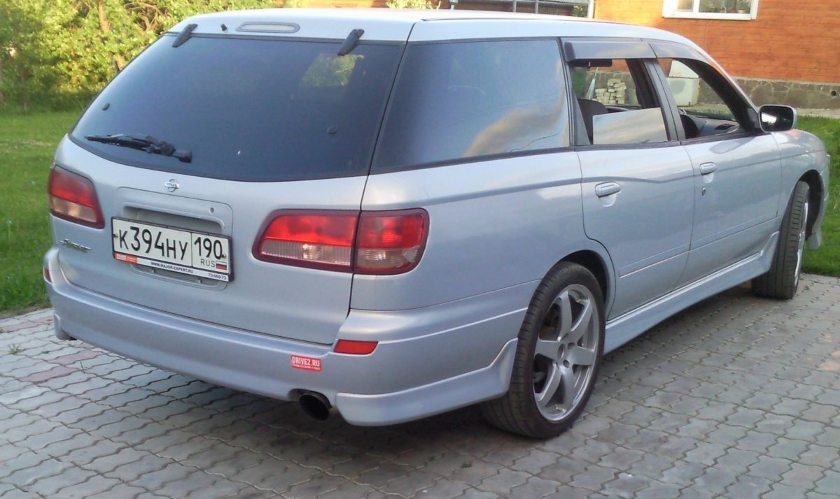 Ниссан Авенир 2001 год