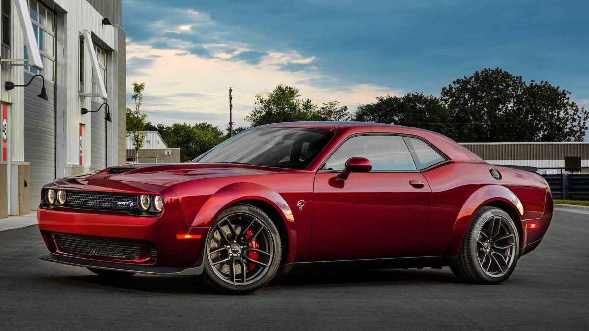Додж Hellcat Challenger
