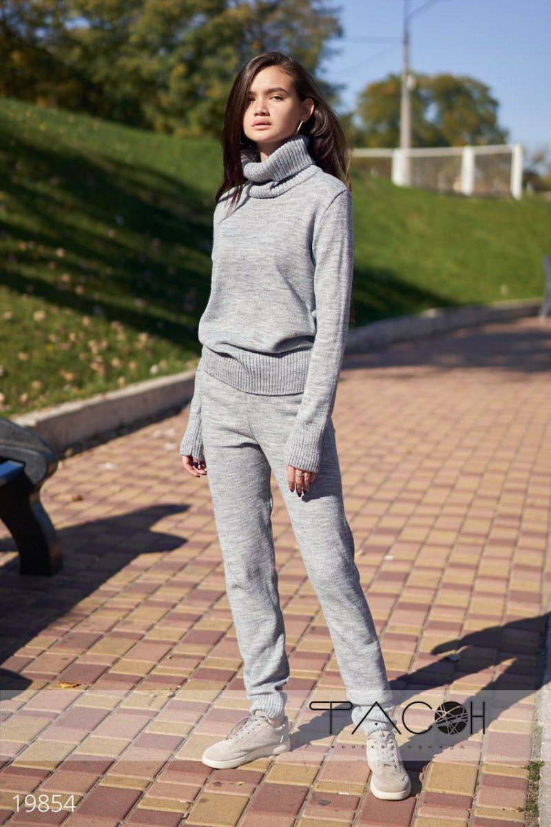 Костюм трикотажный