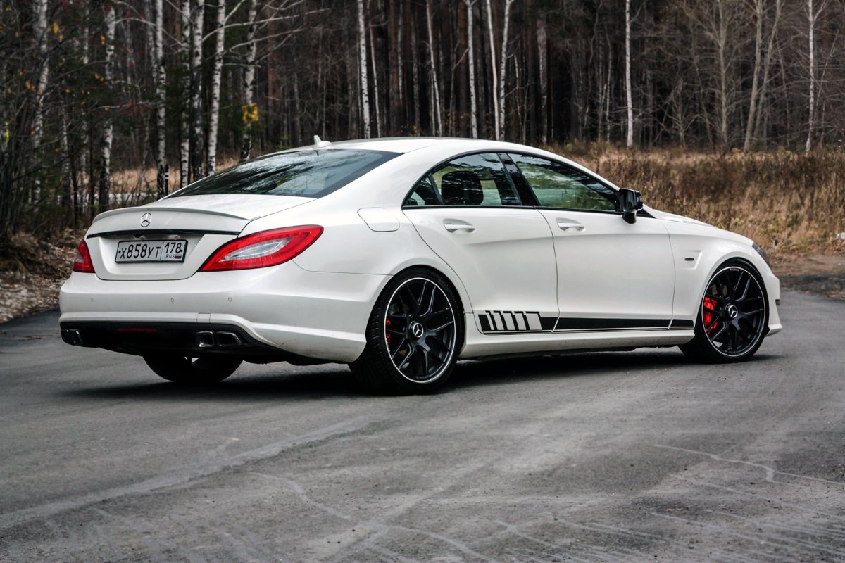 Мерседес 6.3 AMG
