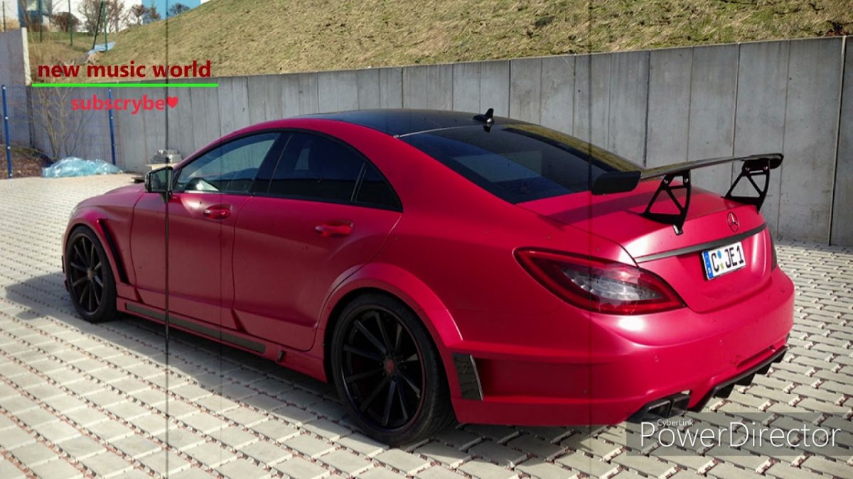 Мерседес банан CLS 63 AMG красный