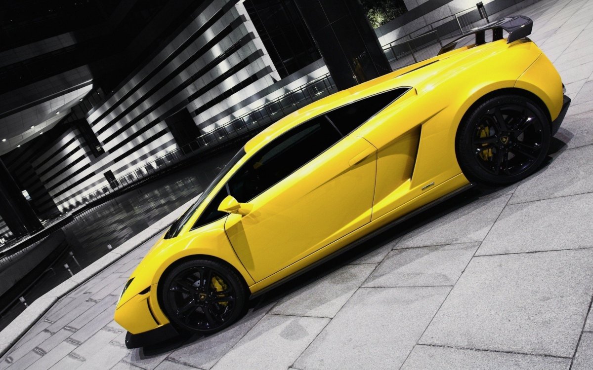 Lamborghini Gallardo 2013 желтая