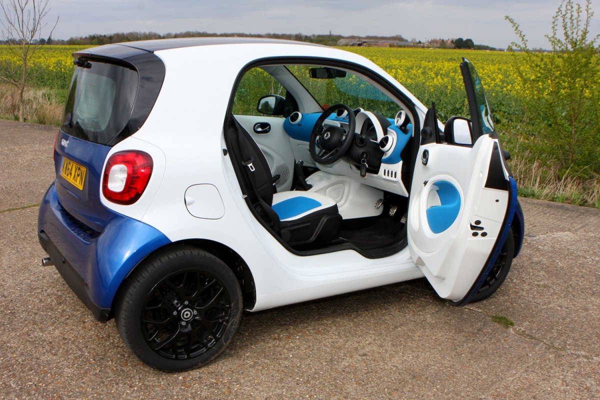 Машина смарт Fortwo