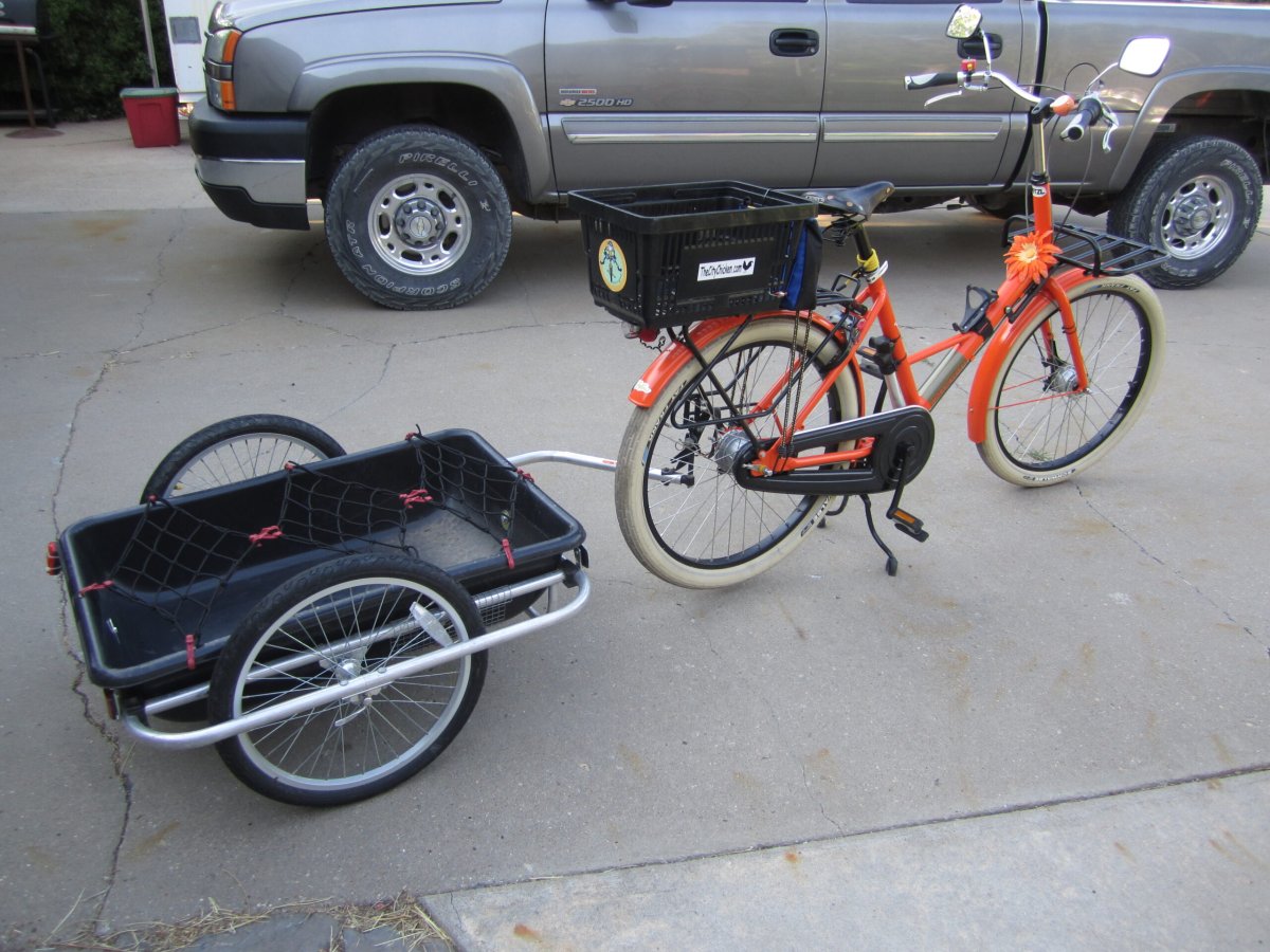 Велосипед с боковым прицепом для пассажира