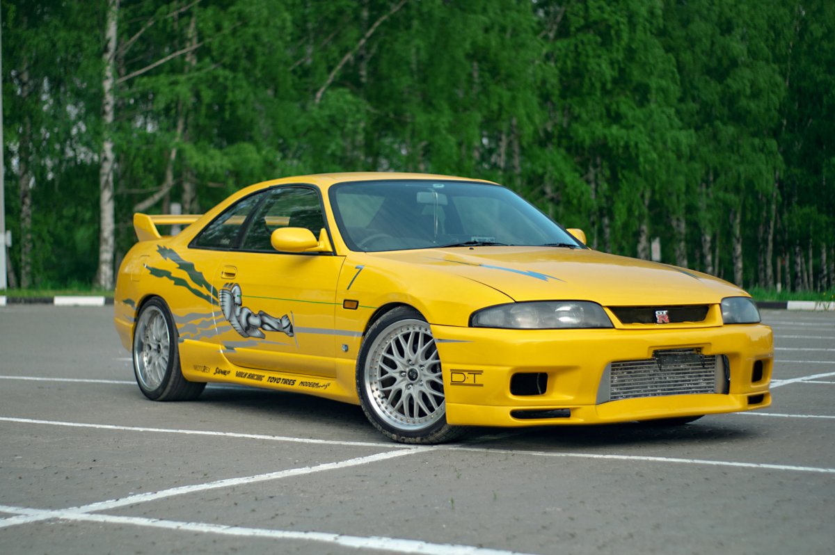 Nissan Skyline r33 Форсаж