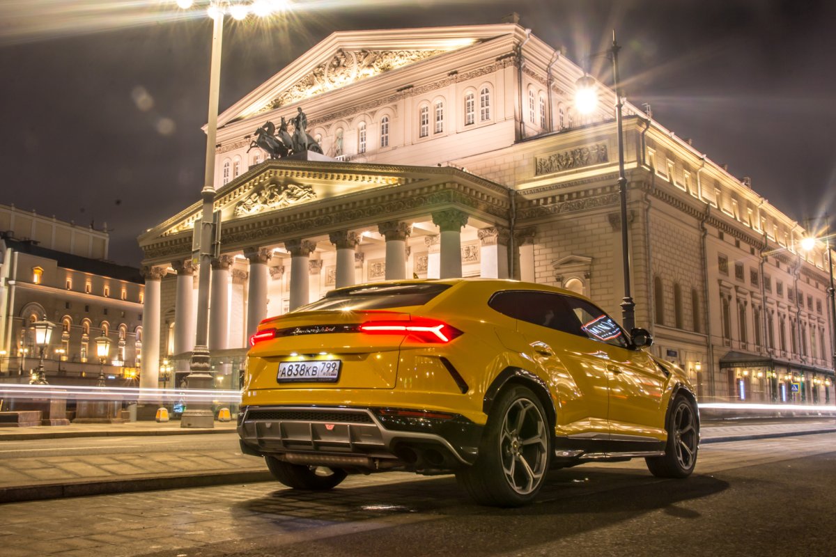 Lamborghini Urus Winter