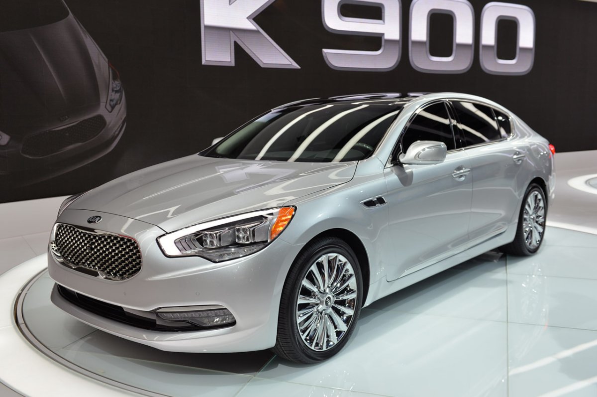 Kia k900 2013