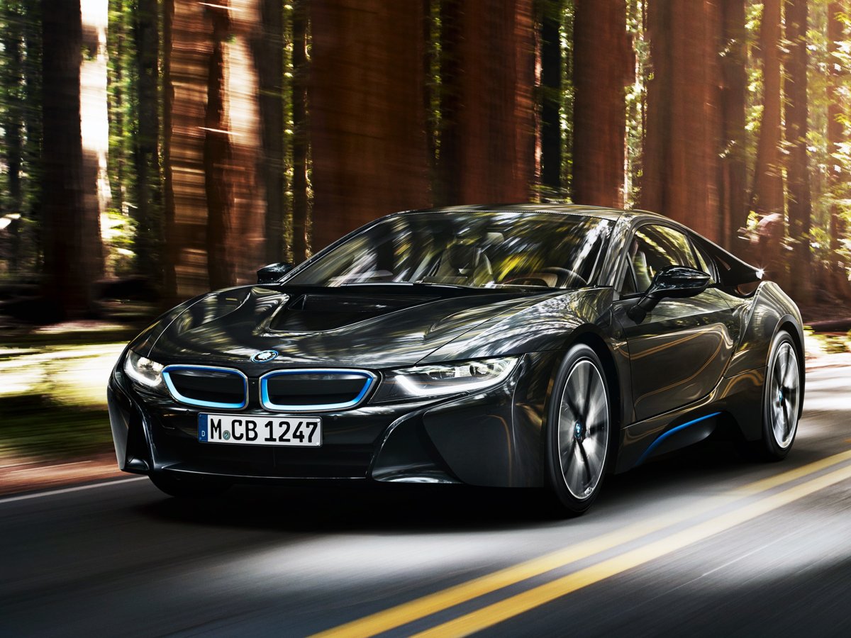 BMW спорткар i8