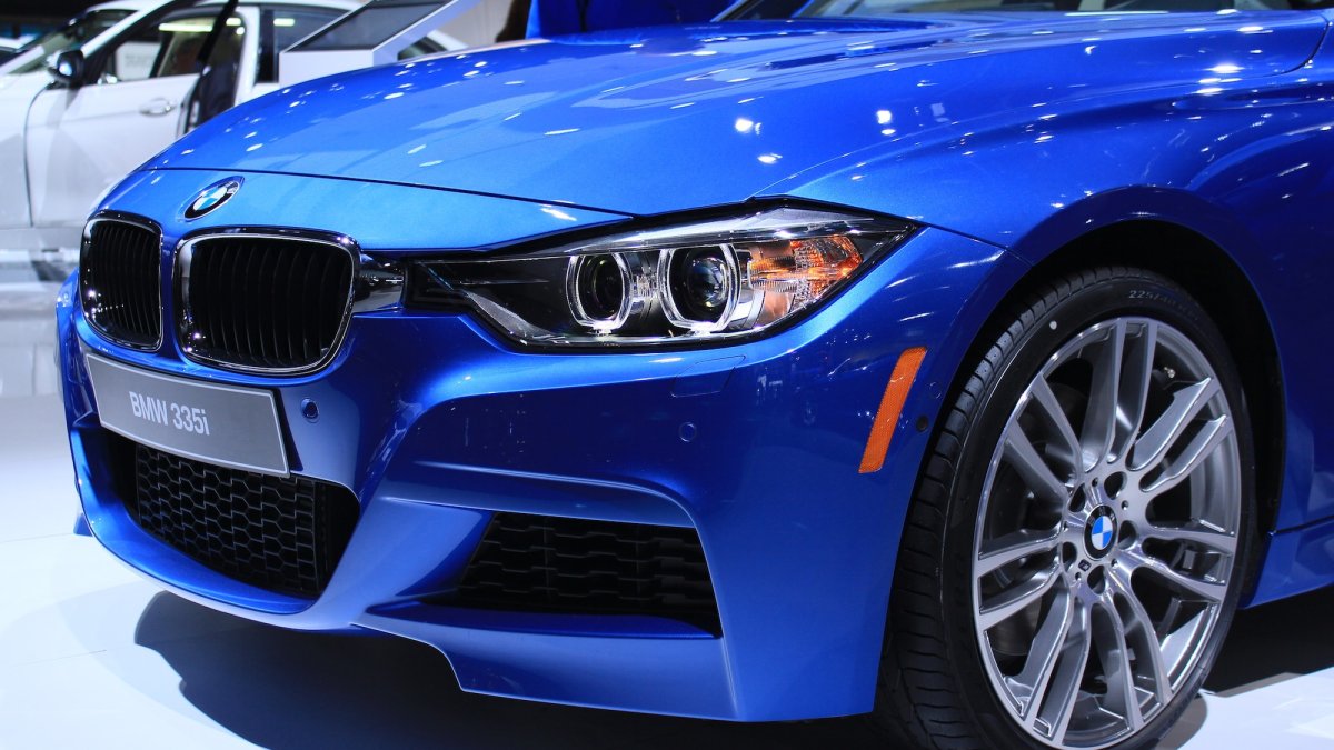 Royalblau Metallic цвет BMW BMW