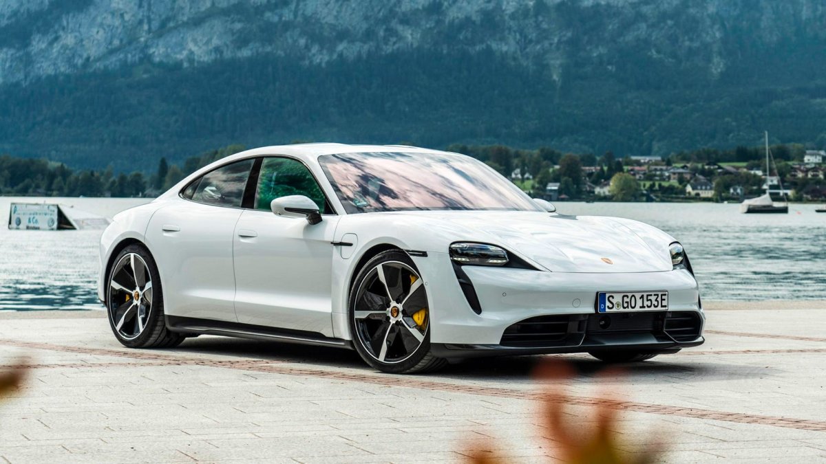 Porsche Taycan Turbo