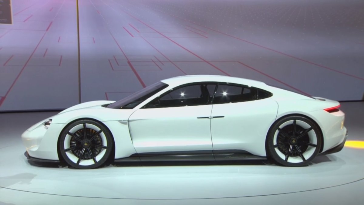 Porsche Mission c