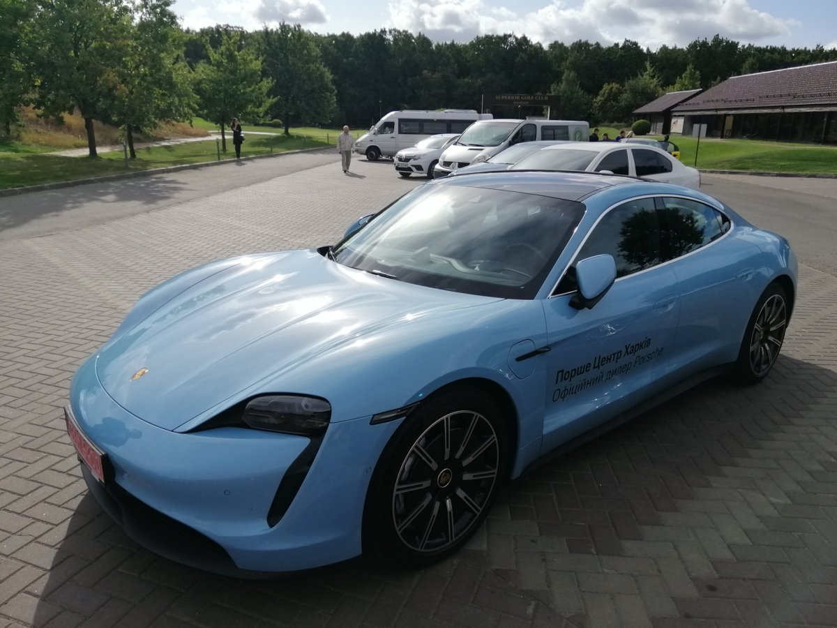Porsche Taycan 4s 4s