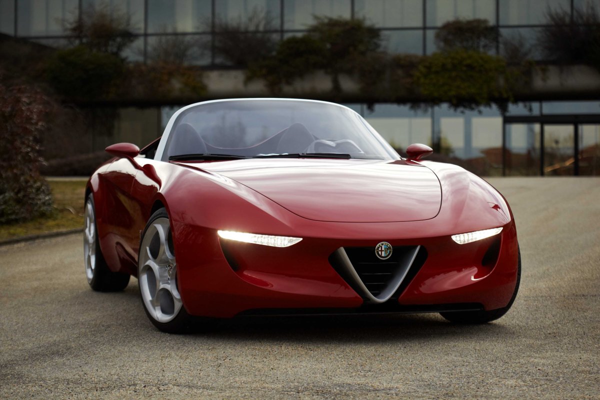 Alfa Romeo 2uettottanta Concept (2010)
