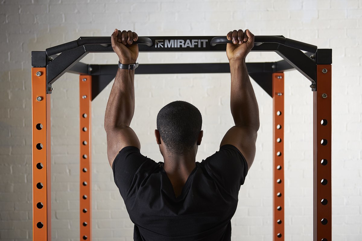 Подтягивания параллельным хватом