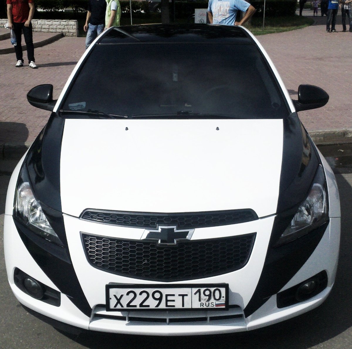 Chevrolet Cruze хэтчбек черный капот и крыша