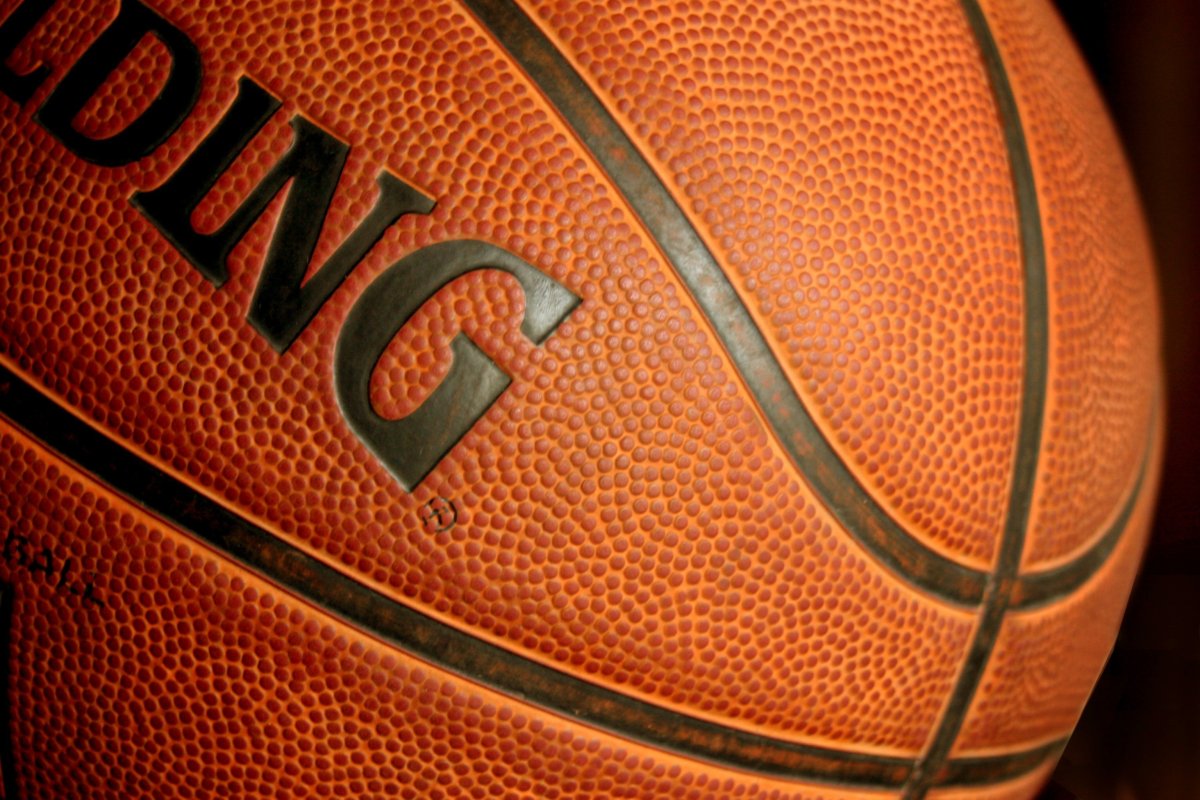 Баскетбольный мяч НБА 2020