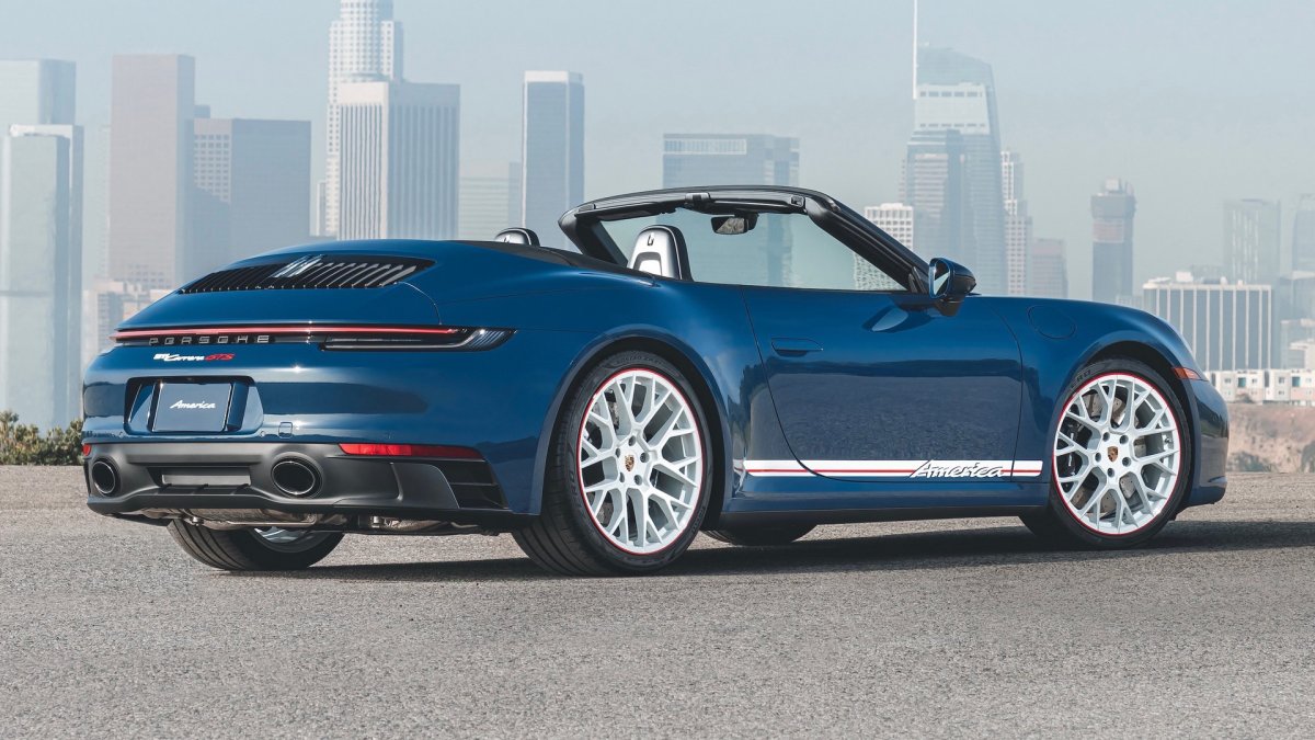 Porsche 911 2023