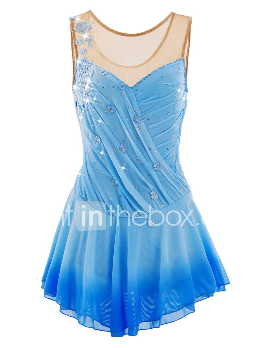 Голубое платье для фигурного