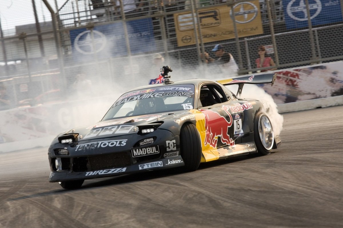 Mazda RX 7 Drift