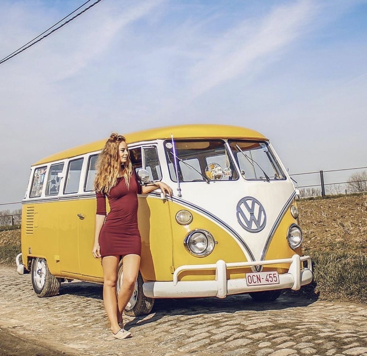 Volkswagen t1 и девушки