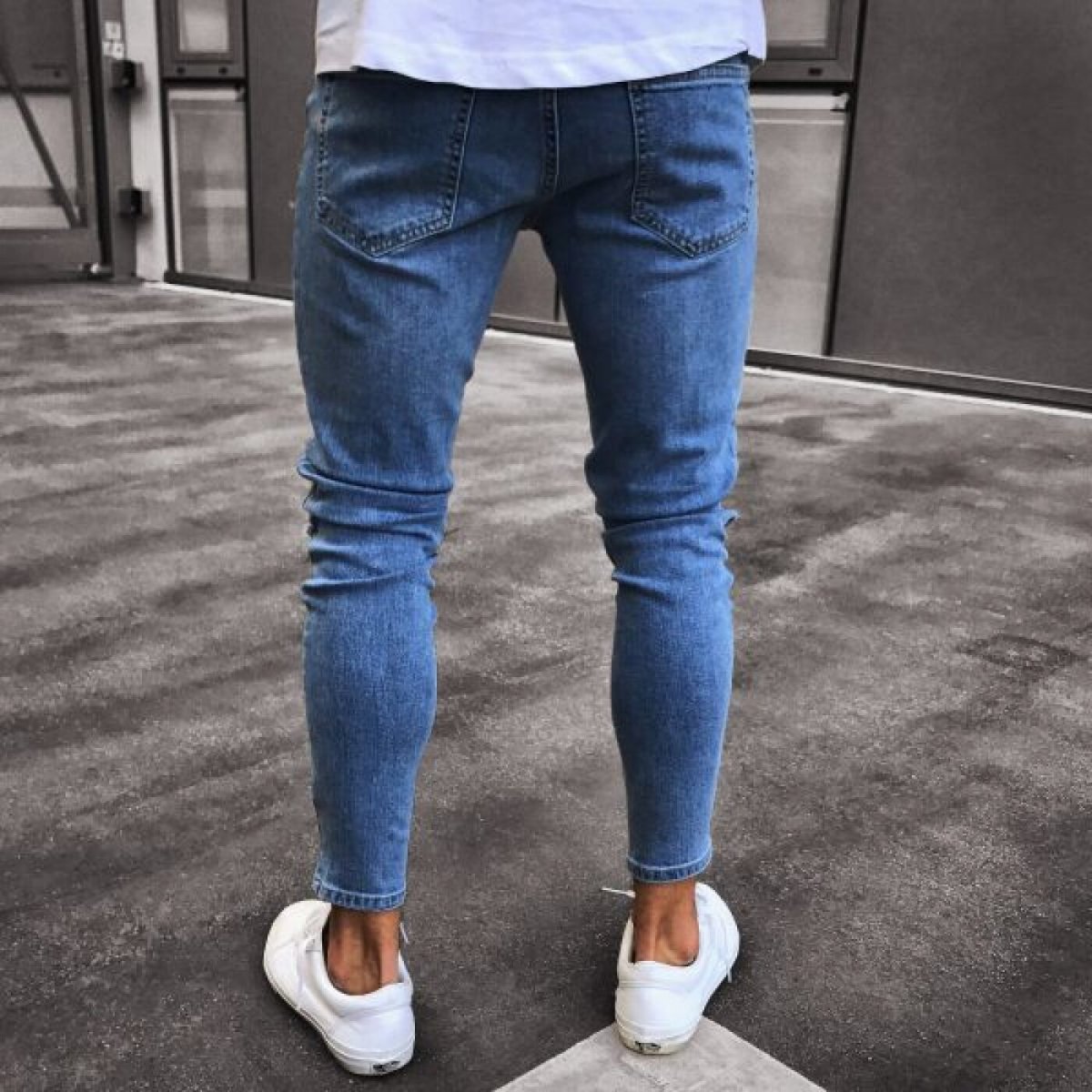 Облегающие джинсы мужские