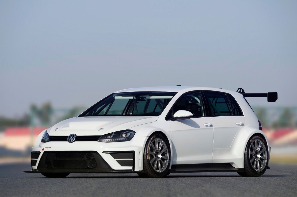 Volkswagen Golf Sport