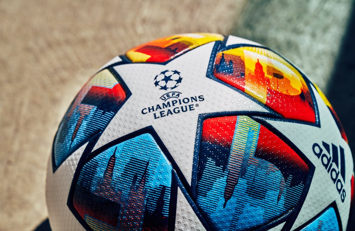 Мяч adidas лига чемпионов 2022