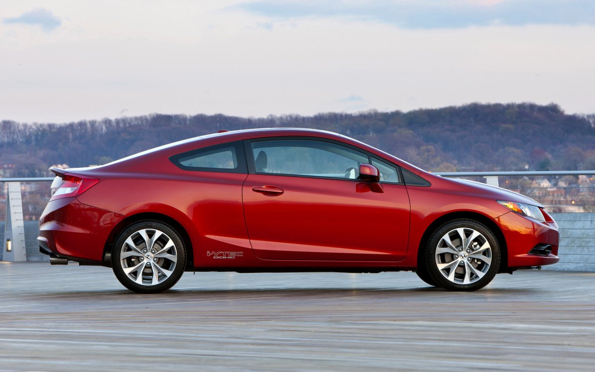 Honda Civic Coupe 2012