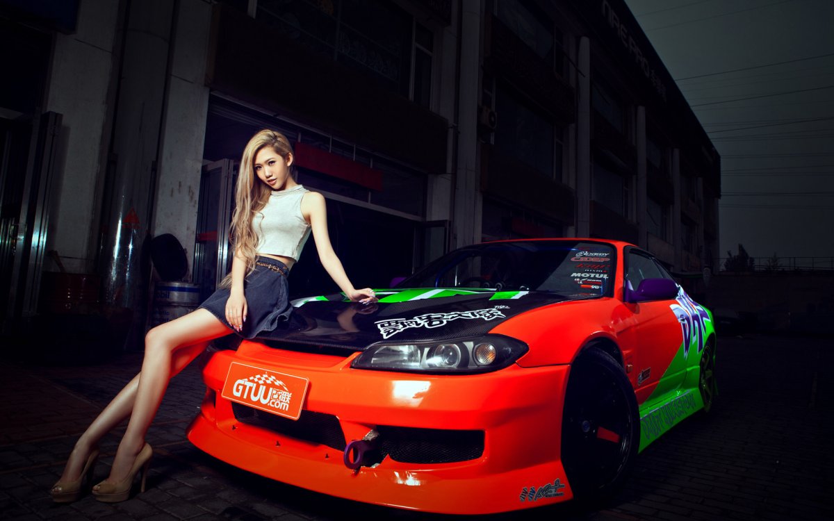 Nissan Silvia s15 and girl