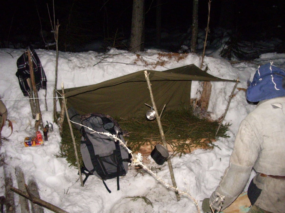 Палатки для выживания в тайге