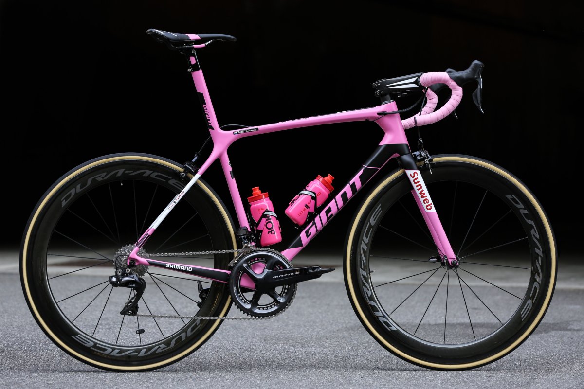 Giant розовый велосипед