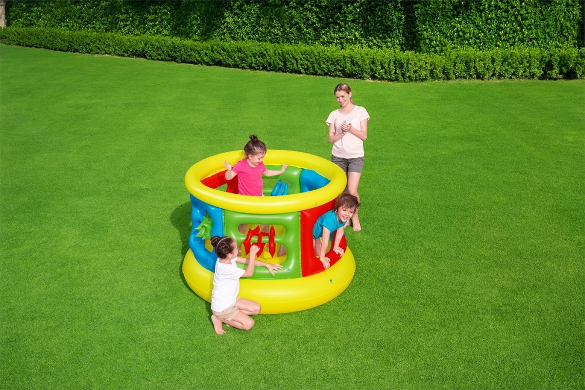 Батут надувной Bestway Inflatables 152*107см