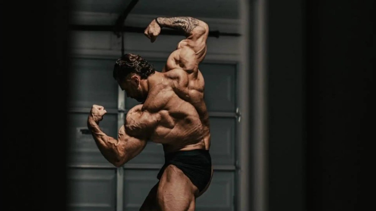 Бодибилдер Chris Bumstead