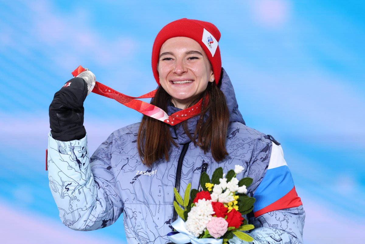 Дарья Непряева лыжница