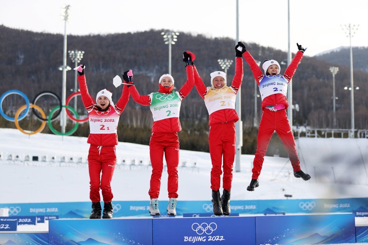 Наталья Непряева лыжные гонки 2022