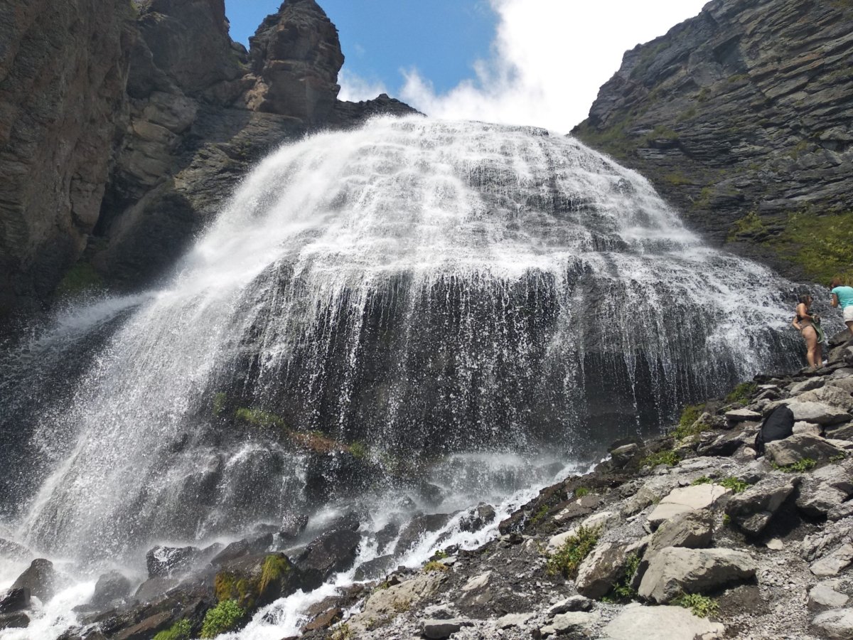 Водопад девичьи косы Эльбрус