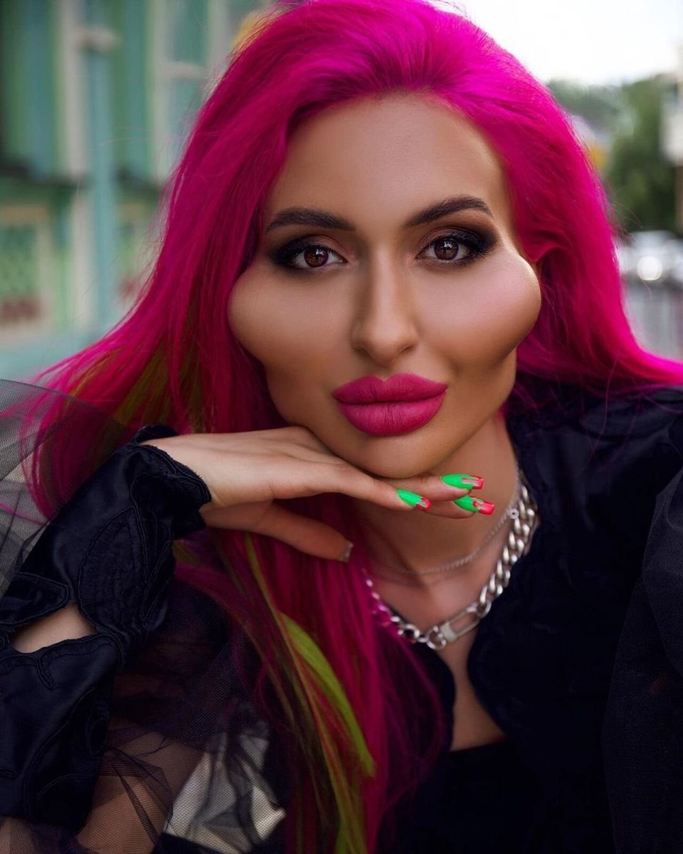 Анастасия Джаст Квин