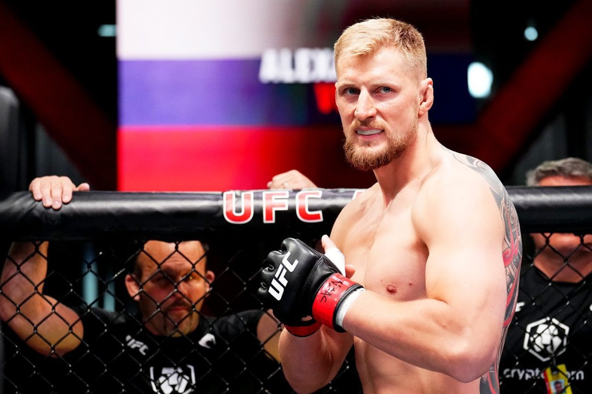 Александр Волков UFC бой