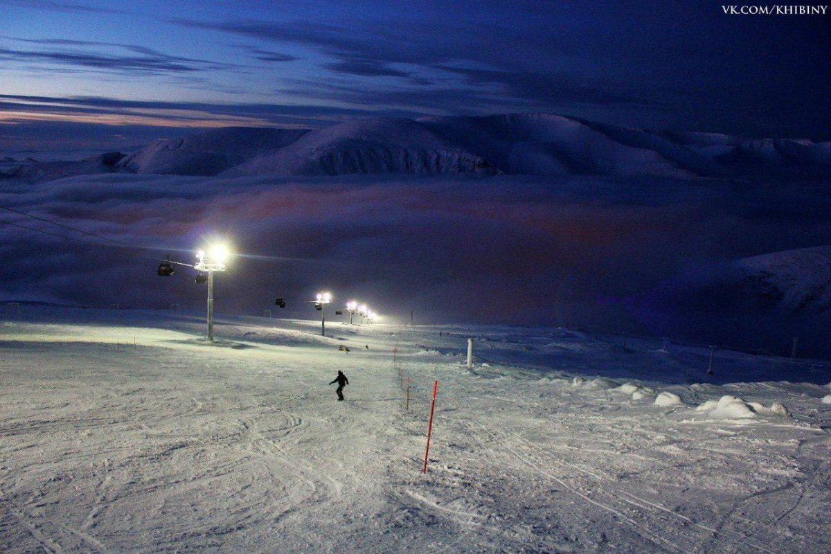 Горные лыжи Кировск Северное сияние