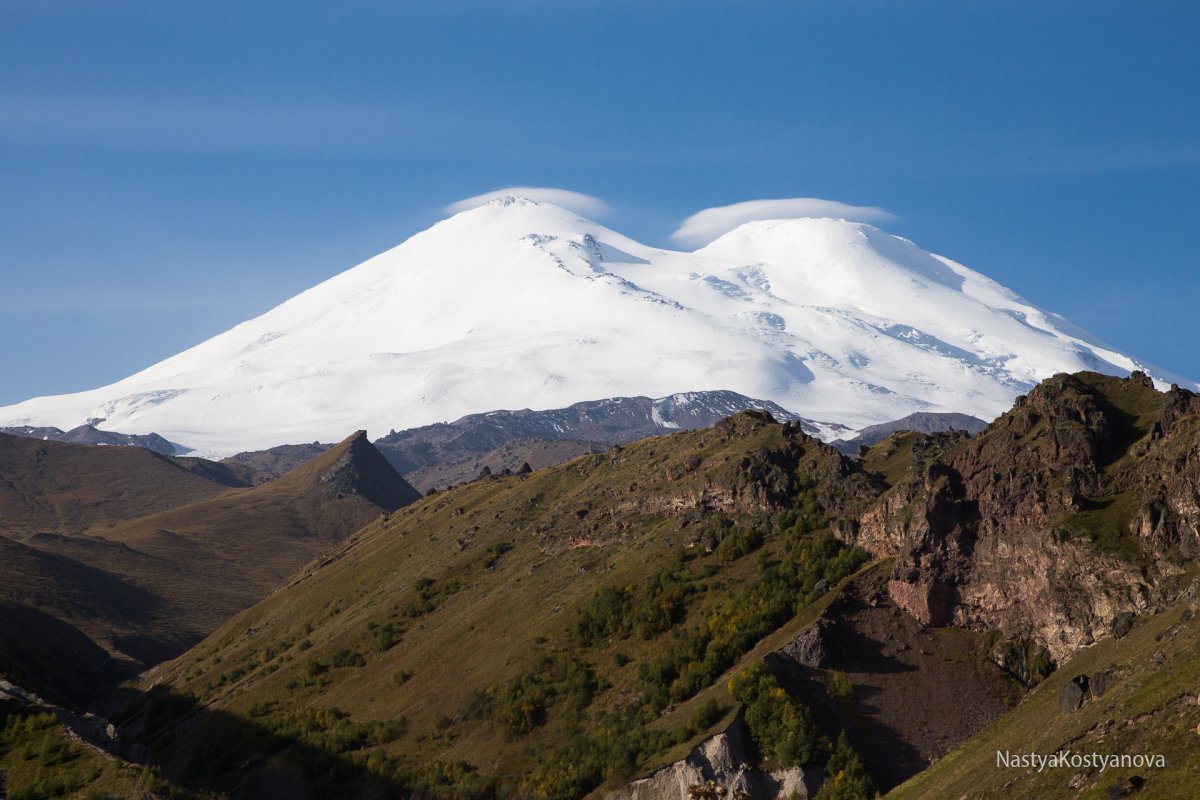 Потухший вулкан Эльбрус