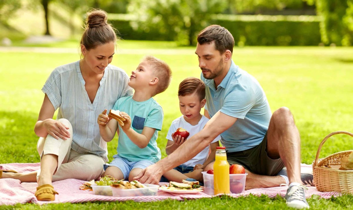 Картинка Family Leisure