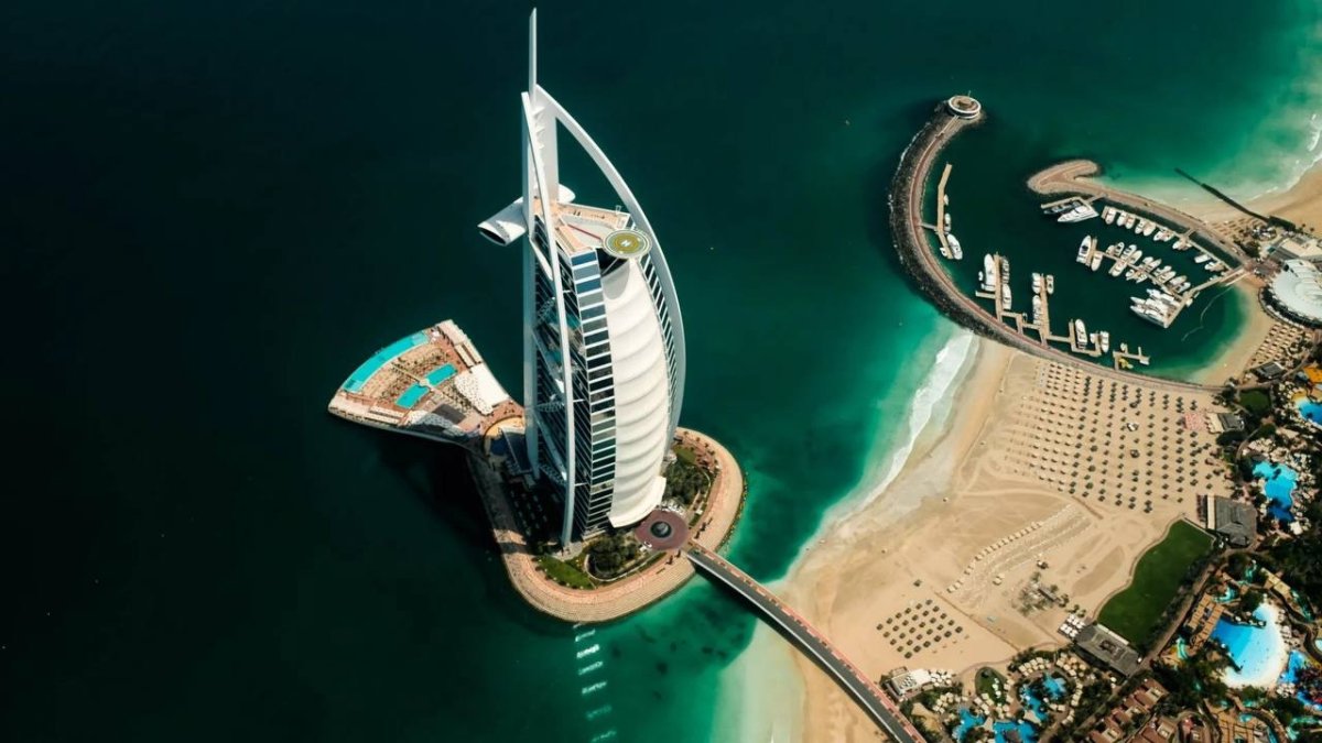 Дубай отель Jumeirah Marsa al arab