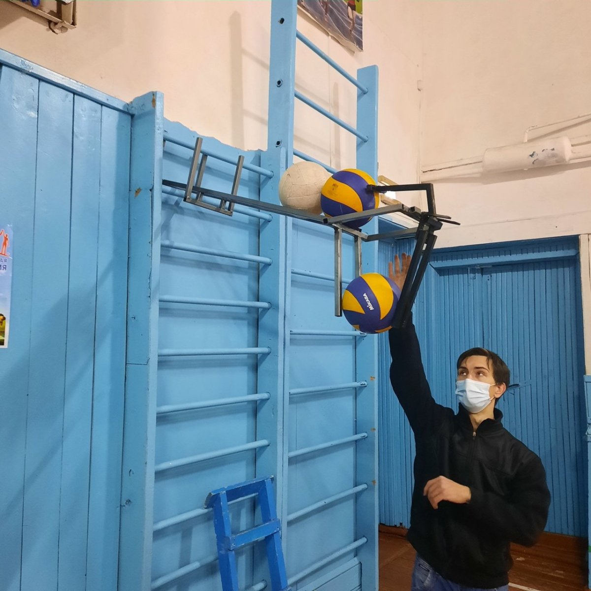 Тренажер Алексеева для волейбола