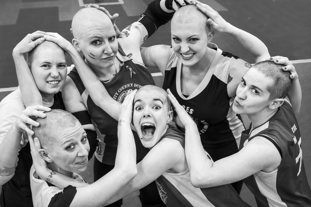 Лысые девушки группа